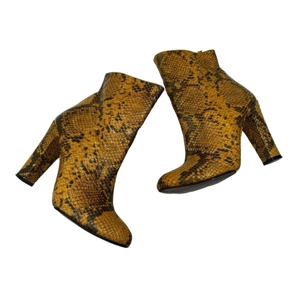 ZARA WOMAN YELLOW SNAKE PRINT ZIPPER BOOTS Woman’s Size 38 US 7.5